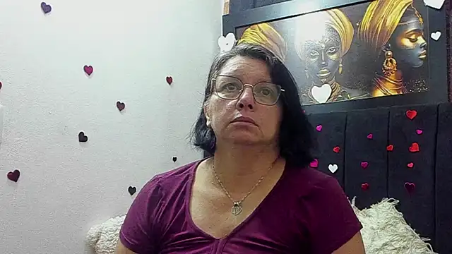 Evaaross 2345 online show from 05-31-26, 01:40