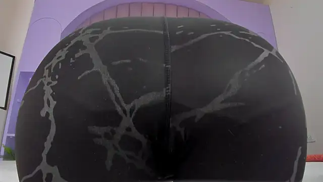 Snapshot of DulceAurora__ chatting on 03-12-26, 03:01 DulceAurora online show from 03-12-26, 03:01