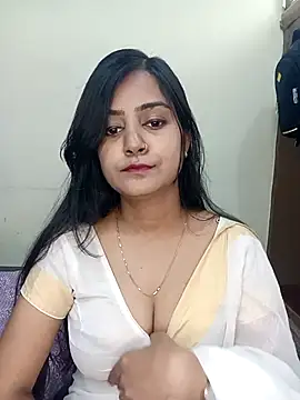 Miss-Riyasingh online show from 04-26-26, 05:27