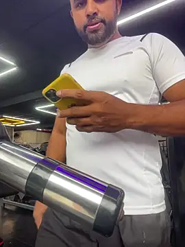 Snapshot of Sheik_z_o chatting on 03-11-26, 11:49 Sheik z o online show from 03-11-26, 11:49