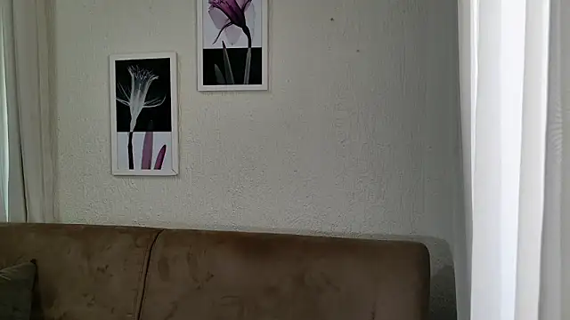 Blue butterfly online show from 03-16-25, 02:00