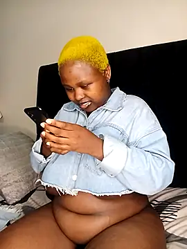 Snapshot of Dark_Berry_26 chatting on 11-07-25, 04:40 Dark Berry 26 online show from 11-07-25, 04:40