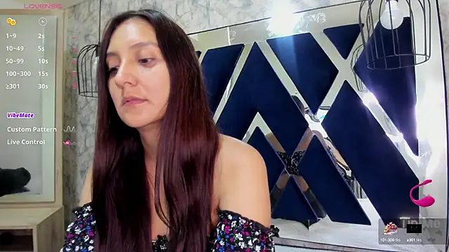  alaia collway  online show from 01-23-25, 12:09