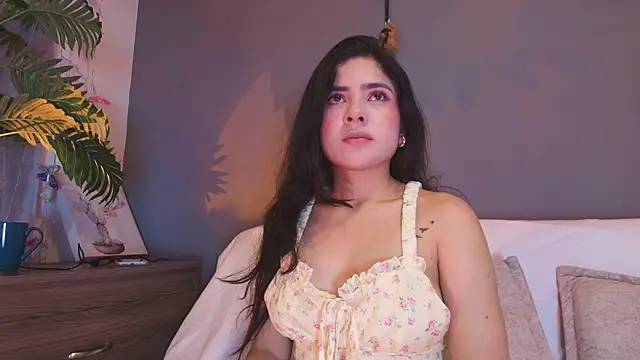 adara johnson   online show from 05-12-26, 11:40