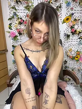 loira messi online show from 05-23-26, 05:01