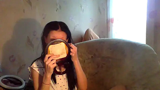 Snapshot of Starry_Siren chatting on 05-26-26, 12:01 Starry Siren online show from 05-26-26, 12:01
