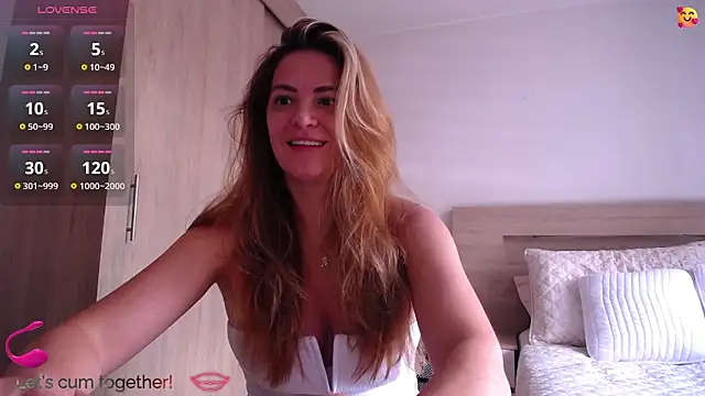 ParisW online show from 04-11-26, 04:44