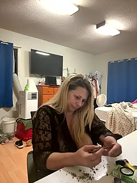 Hotslut187 online show from 01-18-26, 03:10