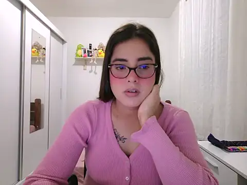 maliamiller online show from 05-24-26, 08:47