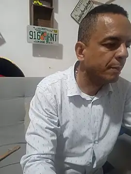 latinmartin73 online show from 11-05-25, 12:10