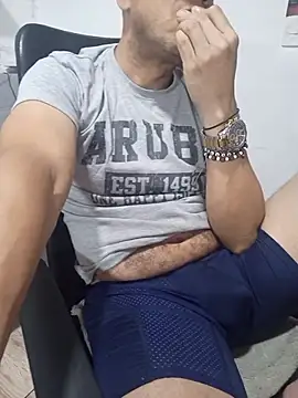 latinmartin73 online show from 02-14-26, 01:46