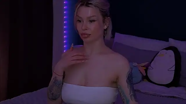 Snapshot of Sasha_Mason chatting on 03-21-26, 09:47 Sasha Mason online show from 03-21-26, 09:47