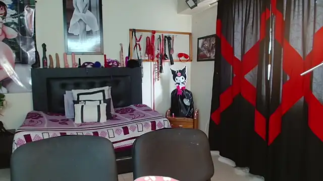 Snapshot of Marilynselxoveanalhard chatting on 07-14-26, 01:39 Marilynselxoveanalhard online show from 07-14-26, 01:39