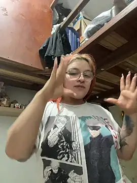 SophiaWeestt99 online show from 04-06-26, 04:57