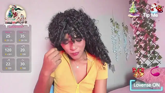 Snapshot of alexaa_cutee chatting on 12-29-24, 03:33 alexaa cutee online show from 12-29-24, 03:33