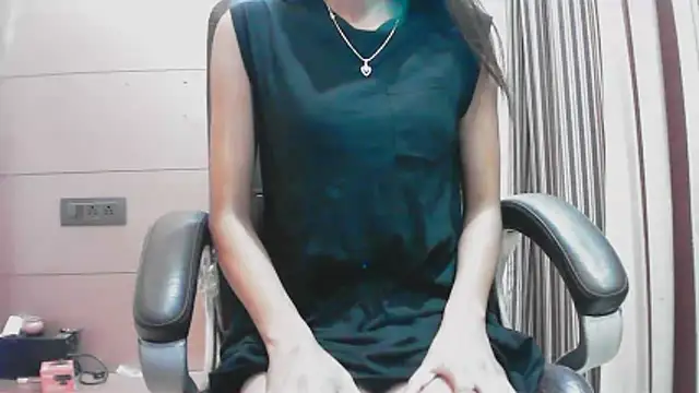 collage hoty online show from 11-05-25, 04:40