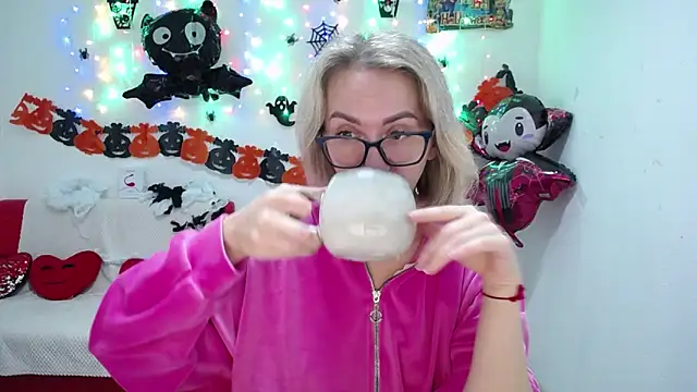 VasilisaSii online show from 10-18-25, 05:10