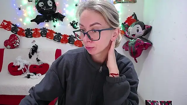 VasilisaSii online show from 10-27-25, 06:06