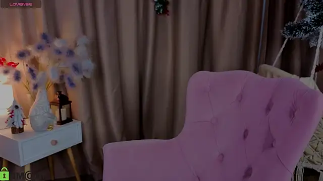 Snapshot of Wendy_mm chatting on 01-11-26, 09:14 Wendy mm online show from 01-11-26, 09:14