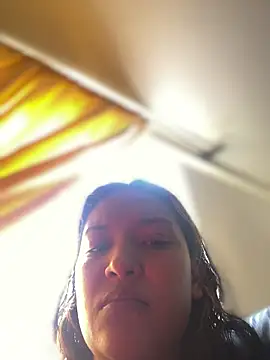 Snapshot of baby_lizy chatting on 01-09-26, 07:04 baby lizy online show from 01-09-26, 07:04