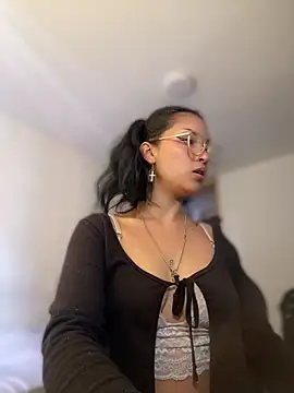 Snapshot of baby_lizy chatting on 03-11-26, 08:48 baby lizy online show from 03-11-26, 08:48