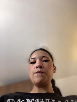 baby lizy online show from 05-03-26, 07:53