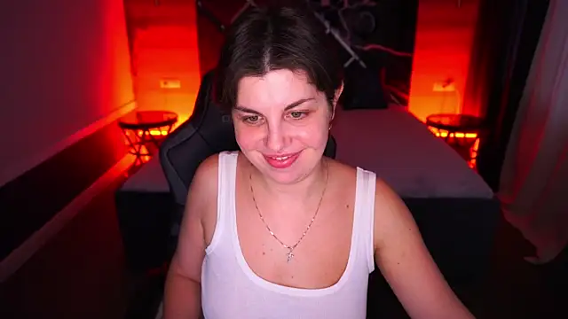 MirandaWong online show from 11-04-25, 06:45