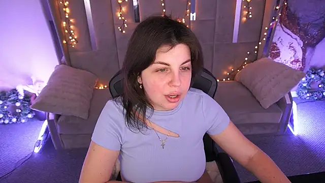 MirandaWong online show from 02-28-26, 06:47