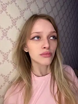 Evvie Summn1 online show from 04-06-26, 11:44