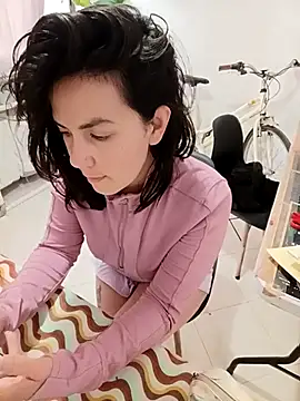 Snapshot of Tiramisu89 chatting on 02-26-26, 09:25 Tiramisu89 online show from 02-26-26, 09:25