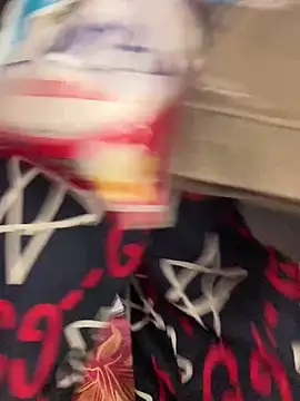 Johnras121 online show from 04-05-26, 12:46