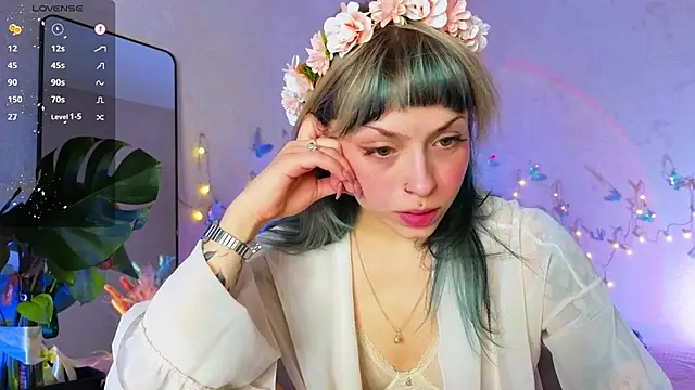 Snapshot of lavenderluxe chatting on 03-06-26, 11:39 lavenderluxe online show from 03-06-26, 11:39