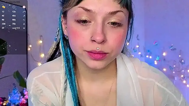 Snapshot of lavenderluxe chatting on 03-22-26, 07:12 lavenderluxe online show from 03-22-26, 07:12