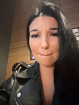 Tisha Busty online show from 05-06-26, 01:49