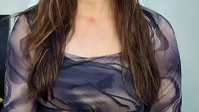 Snapshot of MIss-Naina chatting on 04-08-26, 07:52 MIss-Naina online show from 04-08-26, 07:52