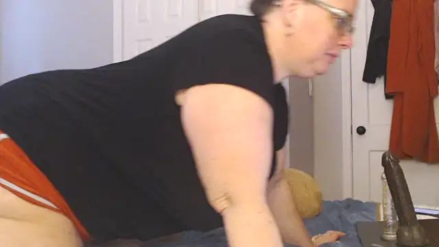 Snapshot of LauLauPAWG chatting on 03-27-26, 01:11 LauLauPAWG online show from 03-27-26, 01:11