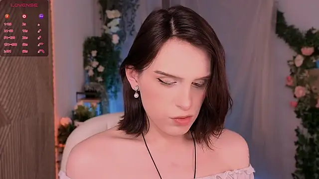  yourFoxy  online show from 12-10-24, 05:39