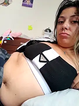 Sweel Leyva18 online show from 10-20-25, 08:31