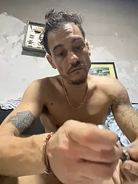 patito17 online show from 02-22-25, 04:07
