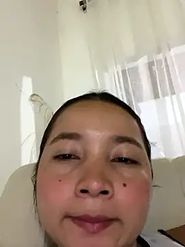 Snapshot of queen_angelique chatting on 02-08-26, 02:59 queen angelique online show from 02-08-26, 02:59