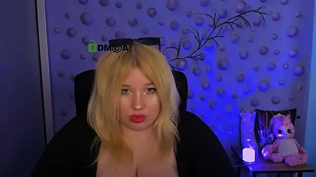 juli kisss online show from 05-14-26, 03:08