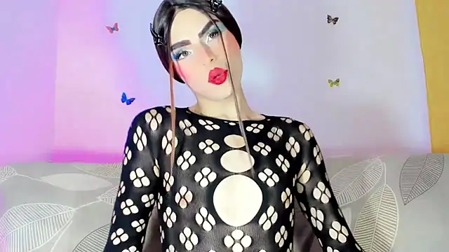 TatiGil online show from 04-05-26, 01:19