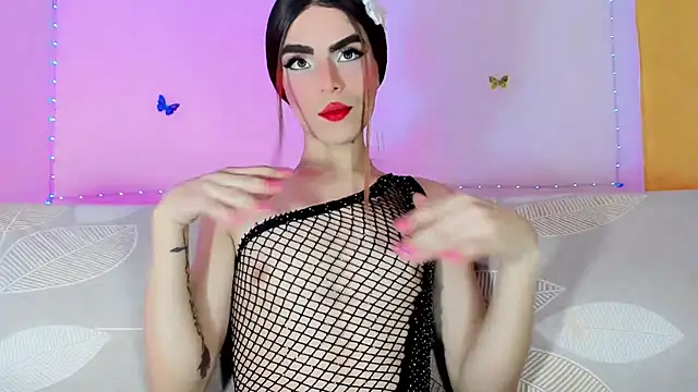 TatiGil online show from 05-17-26, 09:00