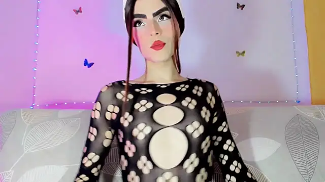 TatiGil online show from 05-19-26, 08:04