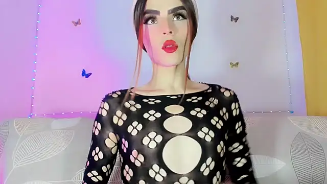 TatiGil online show from 05-25-26, 08:04