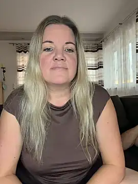 w12er online show from 07-19-26, 06:11