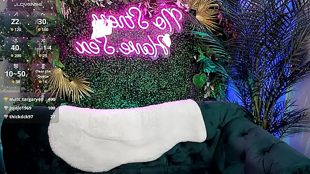 Snapshot of SherriMartinez chatting on 12-07-24, 08:00 SherriMartinez online show from 12-07-24, 08:00