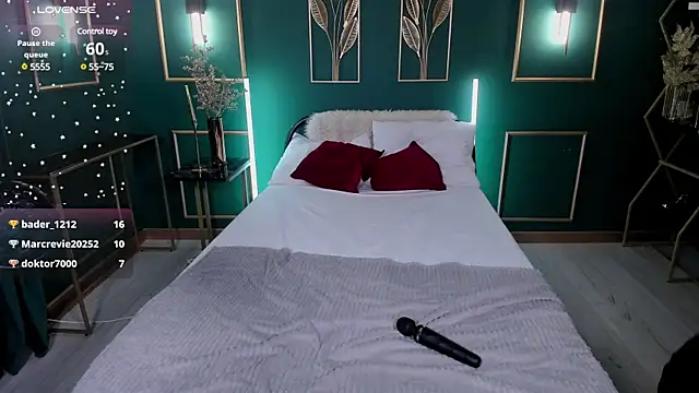 Snapshot of SherriMartinez chatting on 01-18-25, 07:17 SherriMartinez online show from 01-18-25, 07:17