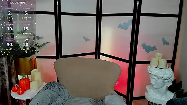 Snapshot of SherriMartinez chatting on 10-20-25, 06:19 SherriMartinez online show from 10-20-25, 06:19