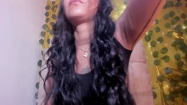 Snapshot of cristalconnorr chatting on 05-16-26, 04:06 cristalconnorr online show from 05-16-26, 04:06